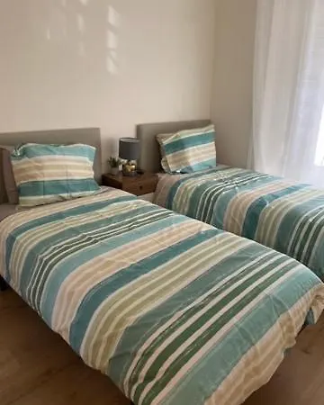 Center Gm ליסבון